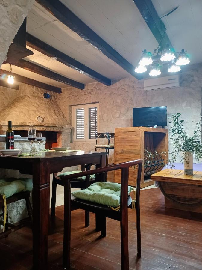 Dalmatia Rustica Comfortable One Bedroom+Fireplace Задар Экстерьер фото